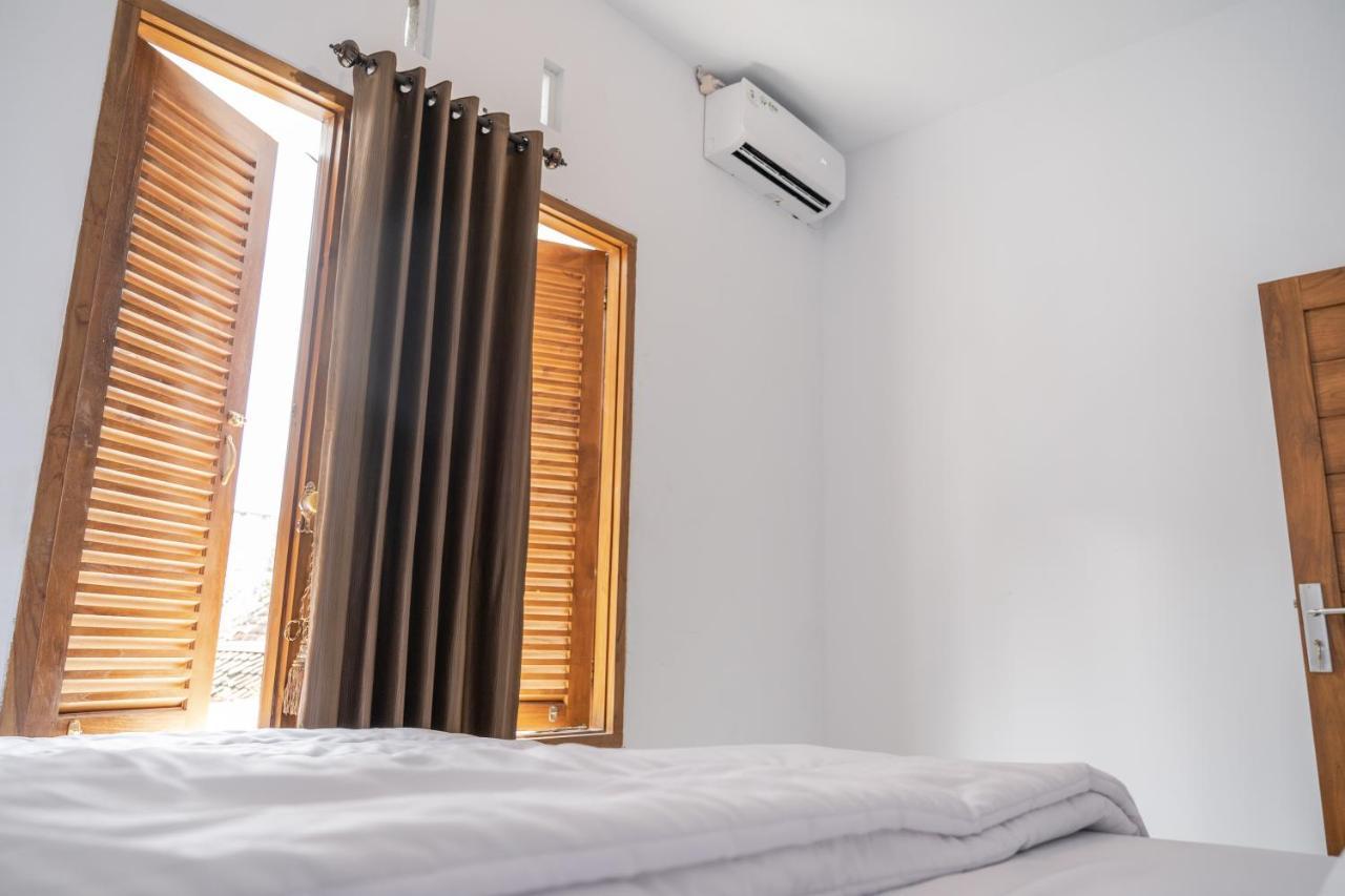 Azalia Homestay 日惹 外观 照片